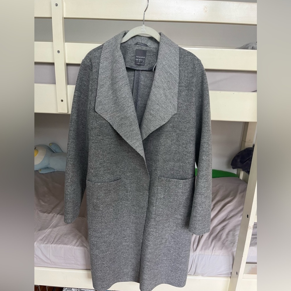 Women’s coat Primark size 8 grey.